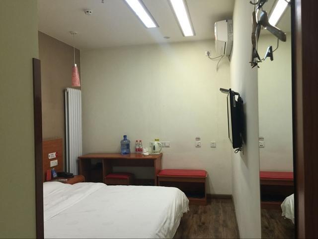 Thank Inn Chain Hotel Shangxi Changzhi Daqing Road Bagian luar foto
